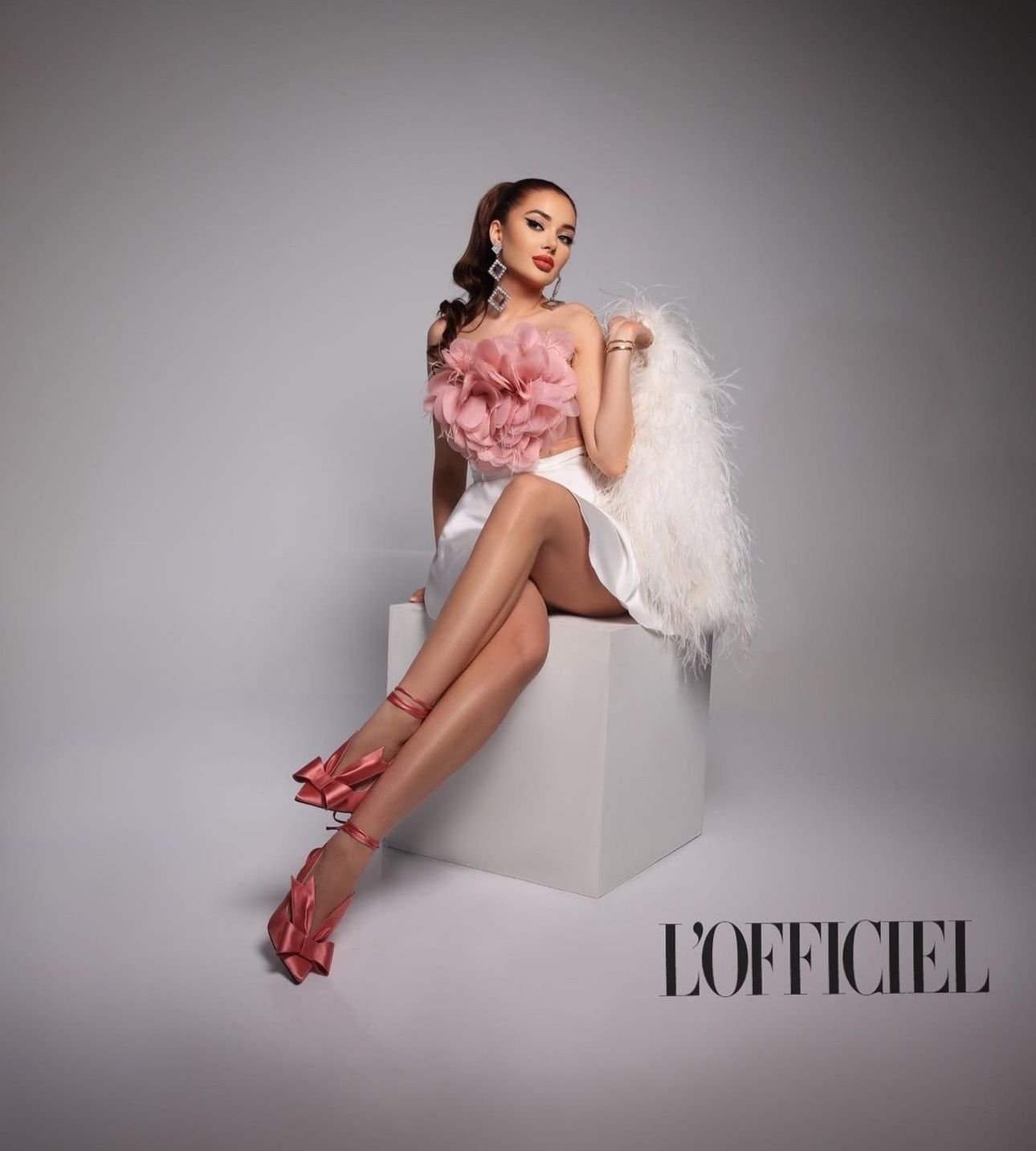 Ana bari l'officiel magazine